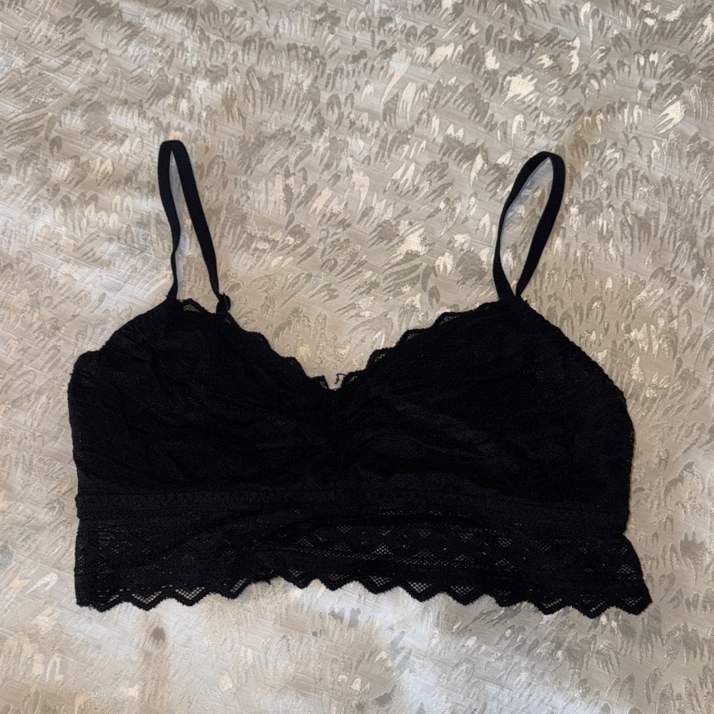 PINK Victoria's Secret Black Lace Bralette